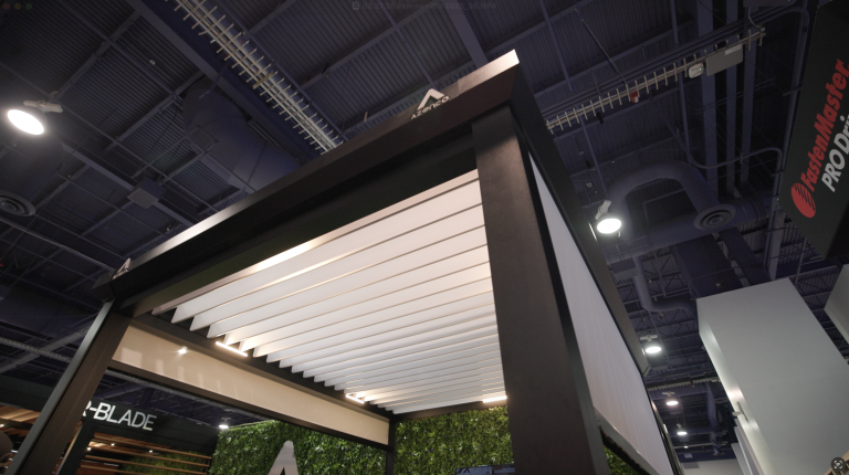 r-breeze at the tradeshow